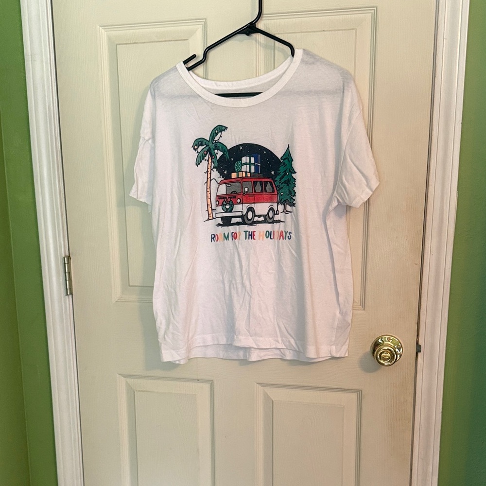 Old Navy White Holiday Pajama Top